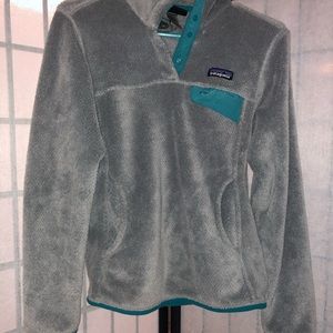 Women’s Patagonia fleece pullover